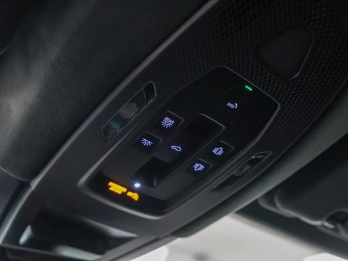 Certified 2025 Porsche Cayenne Turbo image 28