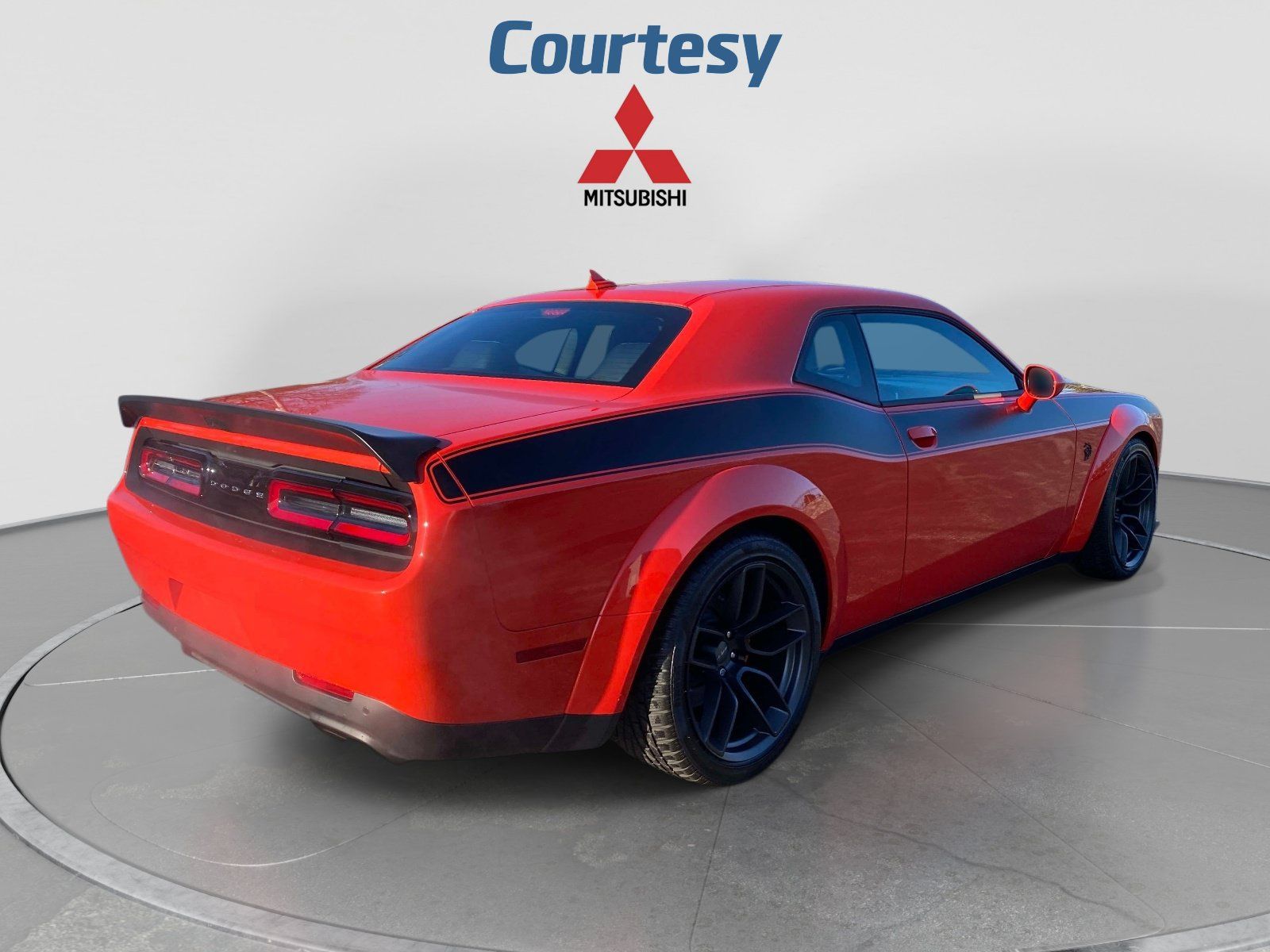 Used 2023 Dodge Challenger SRT Hellcat RWD image 5