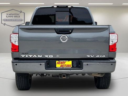 Used 2016 Nissan Titan SV AWD/4WD image 5