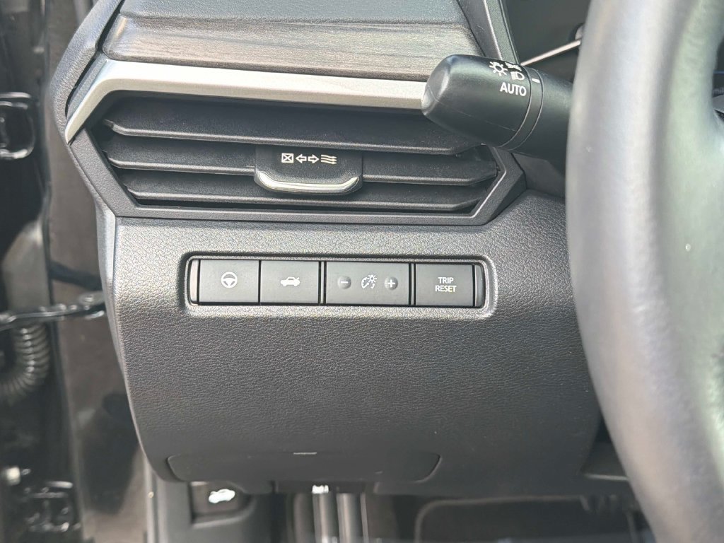 Used 2024 Nissan Altima 2.5 SV w/ SV Premium Package AWD/4WD image 33