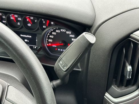 Used 2020 Chevrolet Silverado 1500 Custom w/ Custom 2.7L Value Package image 19