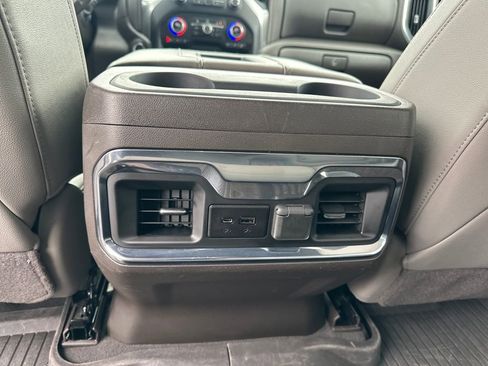 Used 2022 Chevrolet Silverado 1500 LTZ image 25