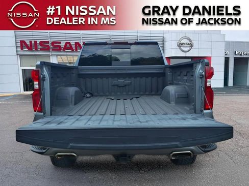 Used 2020 Chevrolet Silverado 1500 RST AWD/4WD image 9