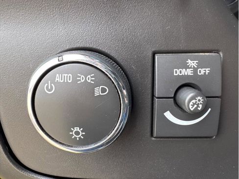 Used 2021 Chevrolet Express 2500 image 18