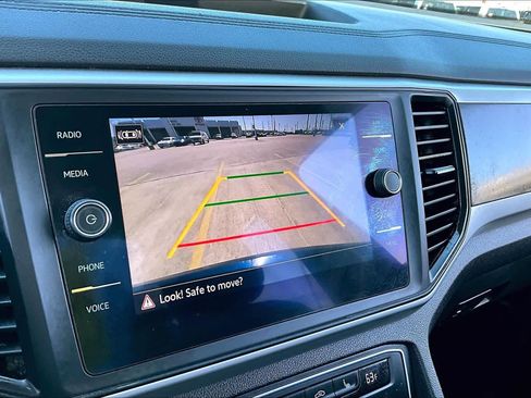 Used 2021 Volkswagen Atlas SE image 27