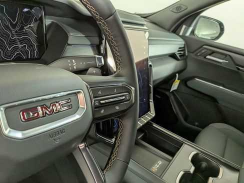 New 2026 GMC Acadia AT4 w/ Luxury Package AWD/4WD image 21