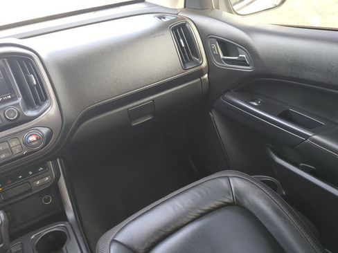 Used 2021 GMC Canyon AT4 w/ Driver Alert Package image 17