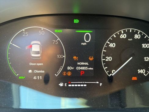 Used 2025 Honda Civic Sport image 16