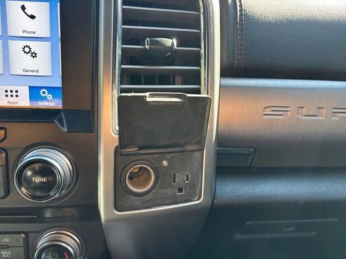 Used 2018 Ford F350 Platinum w/ Platinum Ultimate Package image 39