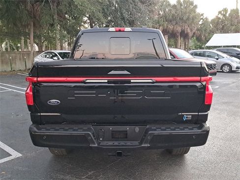 Used 2023 Ford F150 Lightning Lariat image 5