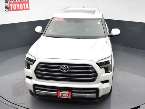 Used 2025 Toyota Sequoia Limited image 39
