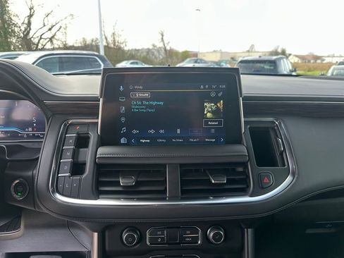 Used 2023 Chevrolet Tahoe Z71 w/ Luxury Package image 14