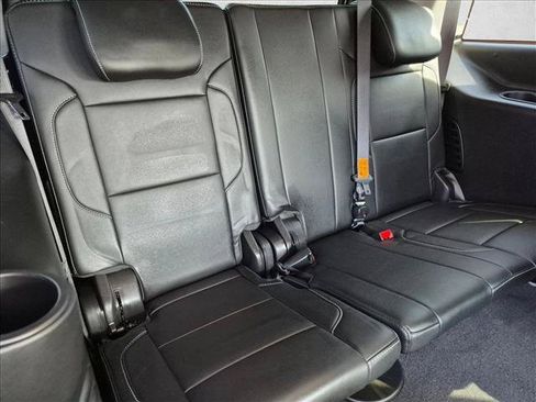 Used 2019 Chevrolet Tahoe LT w/ Luxury Package AWD/4WD image 21