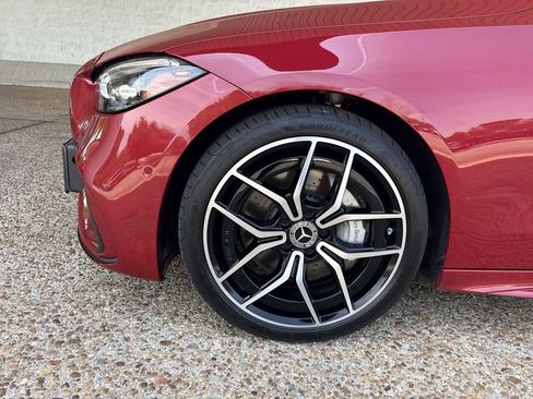 Used 2025 Mercedes-Benz C 300 4MATIC Sedan image 34