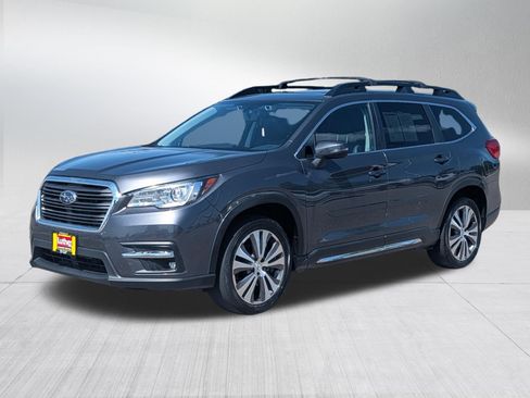 Used 2022 Subaru Ascent Limited w/ Technology Package AWD/4WD image 3