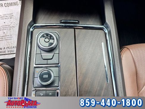 Used 2022 Ford Expedition King Ranch AWD/4WD image 32