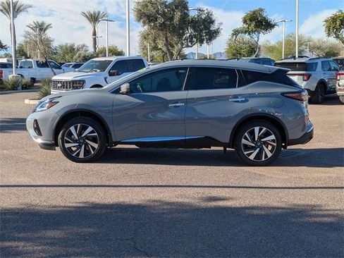 Used 2022 Nissan Murano SL image 3