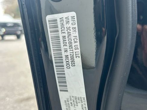 New 2026 Jeep Compass Latitude image 28