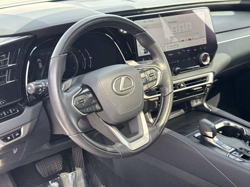 Used 2024 Lexus RX 350 Premium w/ Accessory Package (Z1) AWD/4WD image 3