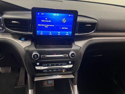 Used 2020 Ford Explorer XLT w/ Equipment Group 202A image 37