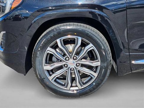 Used 2019 GMC Terrain Denali w/ Driver Alert Package II FWD image 22