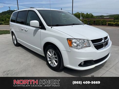 Used 2019 Dodge Grand Caravan SXT FWD image 27