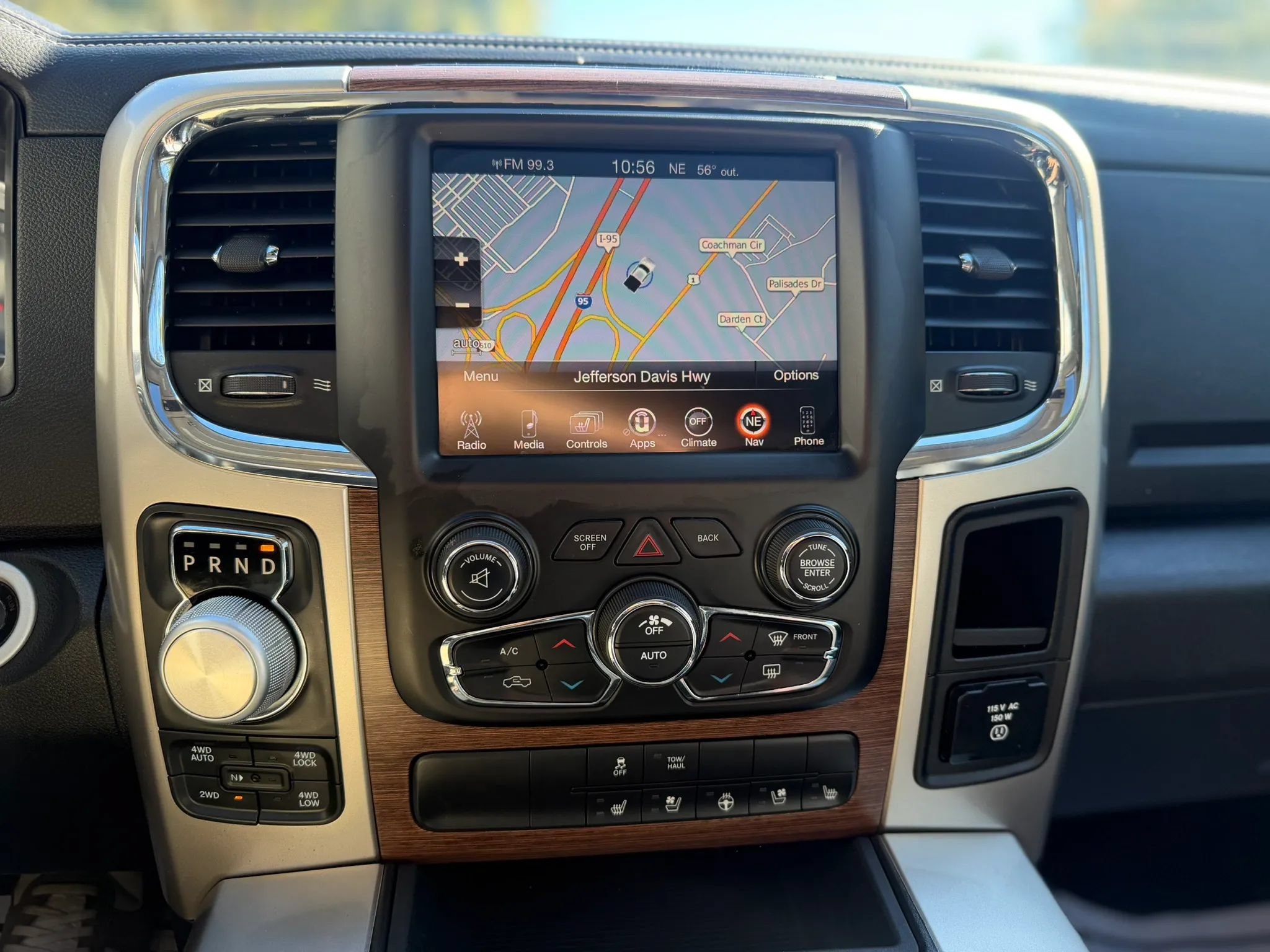 Used 2016 RAM 1500 Laramie w/ Convenience Group AWD/4WD image 20