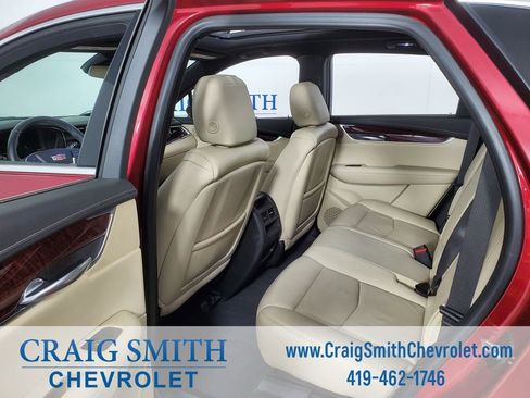 Used 2019 Cadillac XT5 Luxury image 41