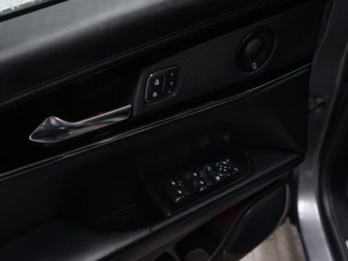Used 2022 Lincoln Nautilus Reserve AWD/4WD image 19