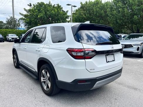 Used 2024 Honda Pilot EX-L image 4