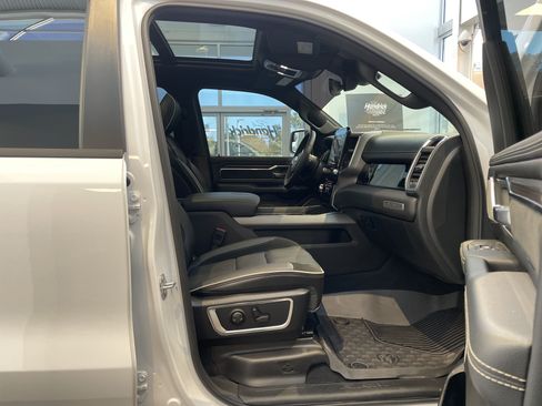 Used 2026 RAM 1500 Laramie AWD/4WD image 37