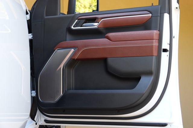 Used 2024 GMC Sierra 2500 Denali Ultimate w/ Max Trailering Package AWD/4WD image 35