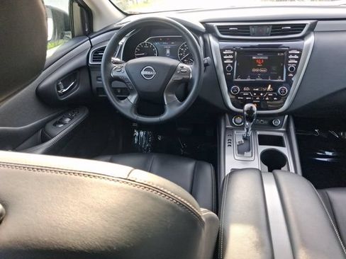 Used 2024 Nissan Murano SV FWD image 8