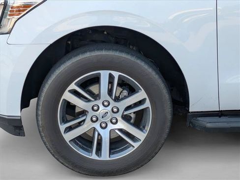 Used 2024 Ford Expedition Max Limited AWD/4WD image 14