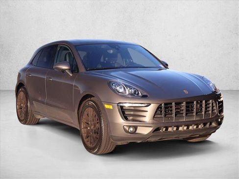 Used 2018 Porsche Macan Sport Edition image 7