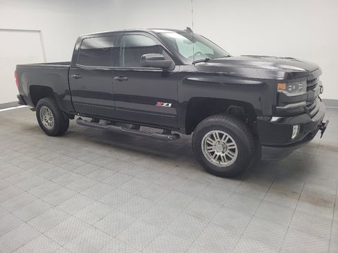 Used 2018 Chevrolet Silverado 1500 LTZ Z71 w/ Midnight Edition image 11