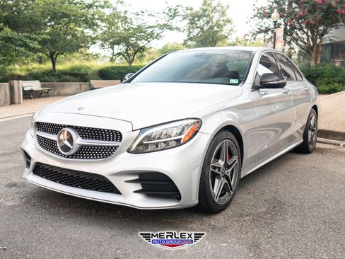 Used 2019 Mercedes-Benz C 300 Sedan image 3