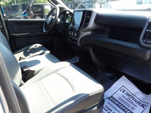 Used 2024 RAM 3500 Tradesman w/ Towing Technology Group AWD/4WD image 39