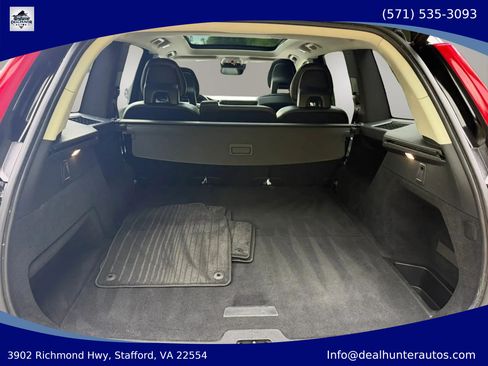 Used 2017 Volvo XC90 T5 Momentum AWD/4WD image 12