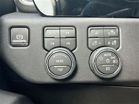 New 2026 Chevrolet Silverado 3500 LTZ w/ LTZ Plus Package image 18