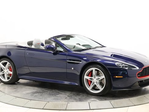 Used 2016 Aston Martin V8 Vantage GT RWD image 73