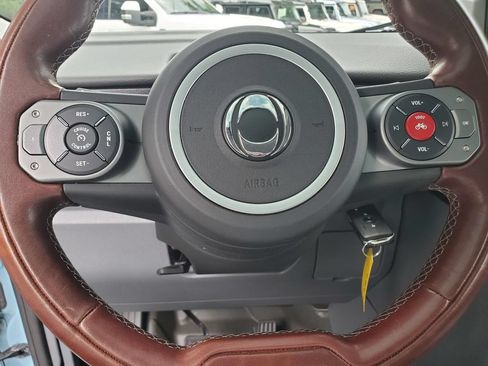 Used 2024 INEOS Grenadier AWD/4WD image 18