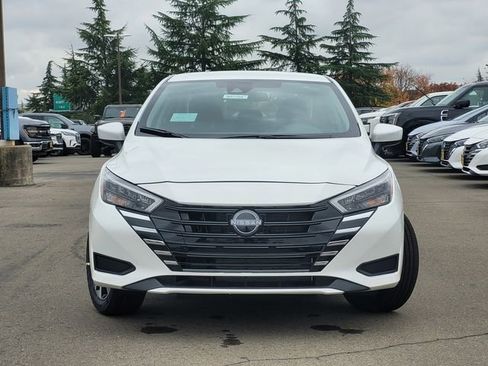 New 2025 Nissan Versa SV w/ Trunk Package image 3