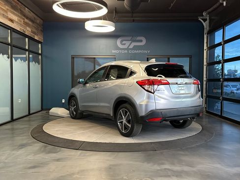 Used 2022 Honda HR-V EX image 5
