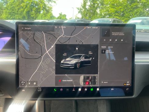 Used 2024 Tesla Model S Plaid AWD/4WD image 16