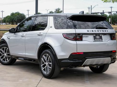 Used 2026 Land Rover Discovery Sport Landmark AWD/4WD image 13