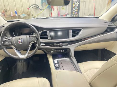 Certified 2023 Buick Enclave Avenir w/ Avenir Technology Package AWD/4WD image 18