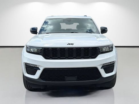 Used 2024 Jeep Grand Cherokee Limited w/ Black Appearance Package RWD image 8