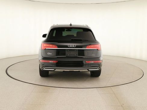 Used 2021 Audi Q5 2.0T Premium Plus w/ Premium Plus Package AWD/4WD image 5