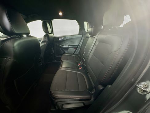 Used 2024 Ford Escape ST-Line image 28